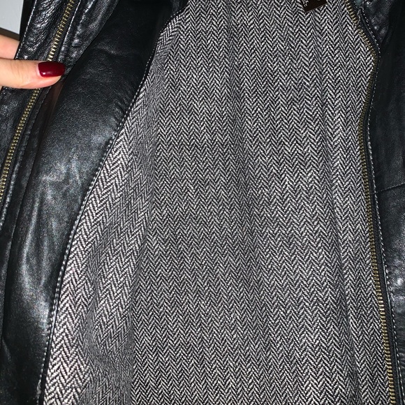 Leather jacket - Picture 3 of 6